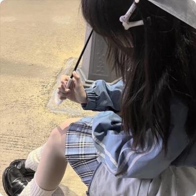 红色谜团